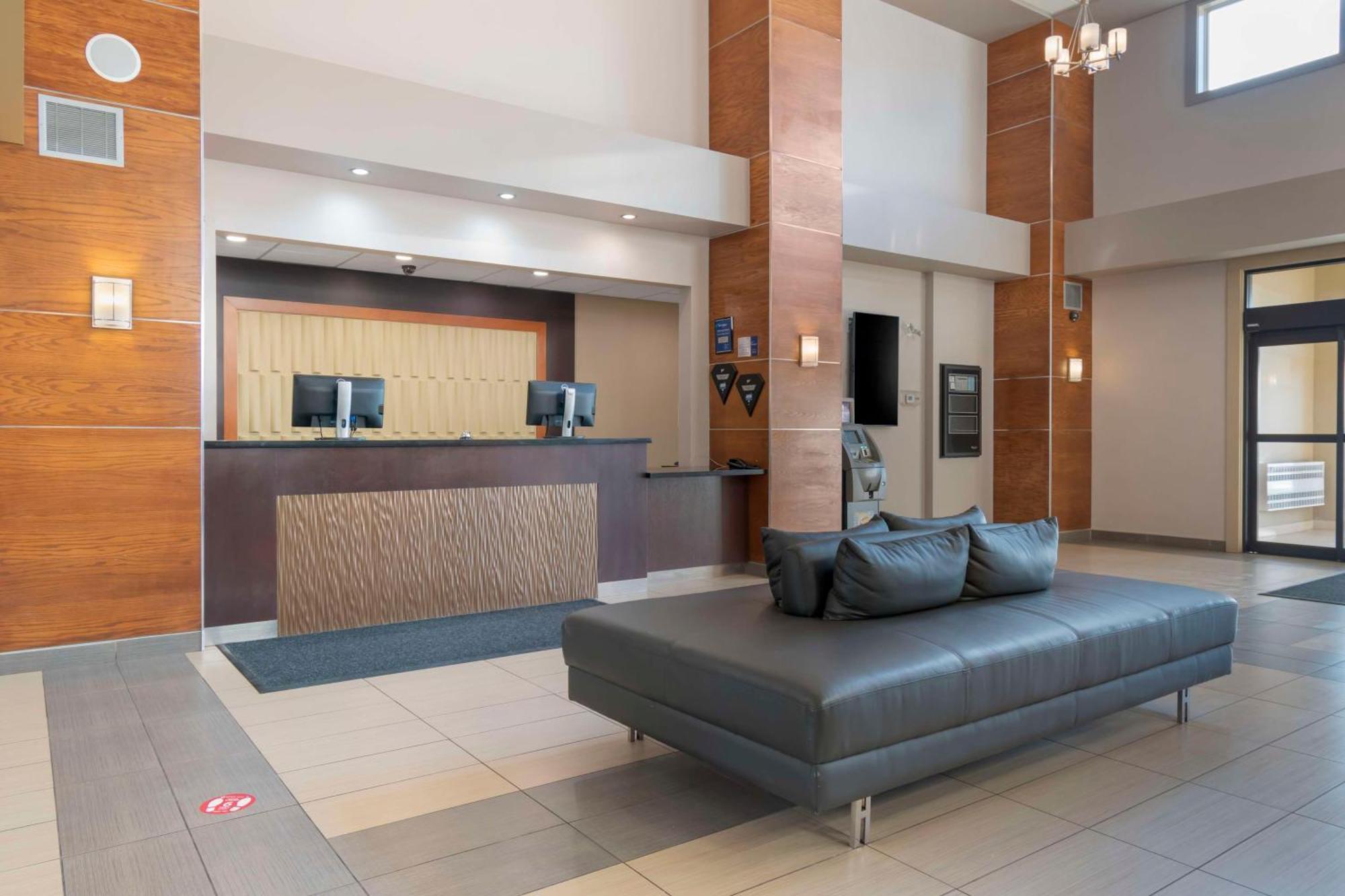 Best Western Plus Moose Jaw Exteriér fotografie