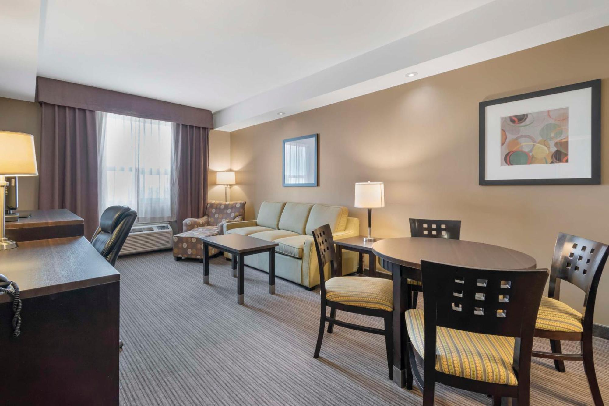 Best Western Plus Moose Jaw Exteriér fotografie